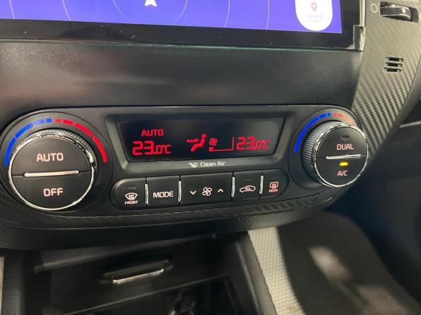Kia Cerato III с пробегом 2014 года, цена 899 000 рублей, 217000 км, седан, Автокод Объявления