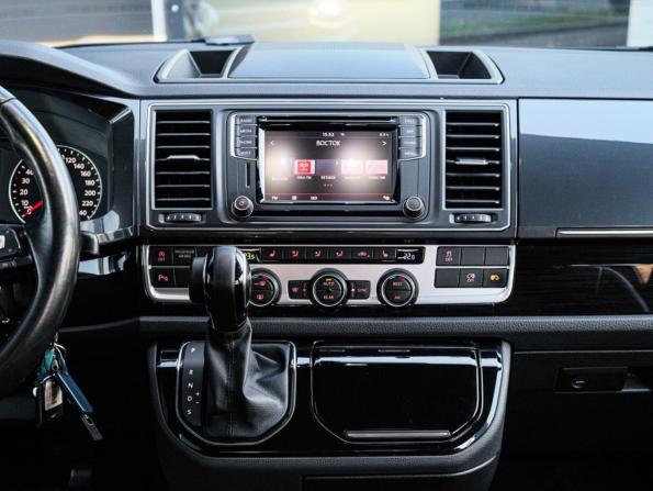 Volkswagen Multivan T6 с пробегом 2019 года, цена 3 780 000 рублей, 160000 км, минивэн, Автокод Объявления
