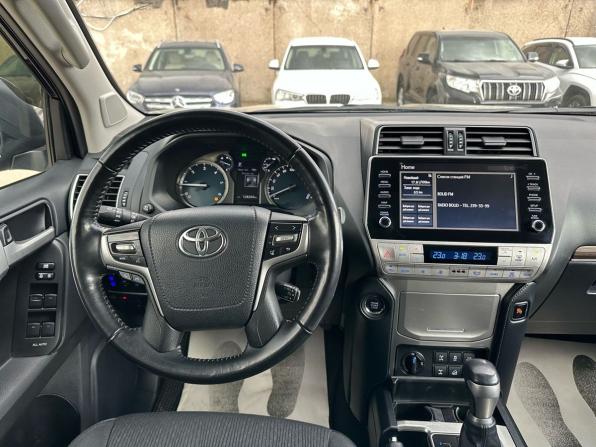 Toyota Land Cruiser Prado 150 Series Рестайлинг 3 с пробегом 2021 года, цена 6 170 000 рублей, 126489 км, внедорожник, Автокод Объявления