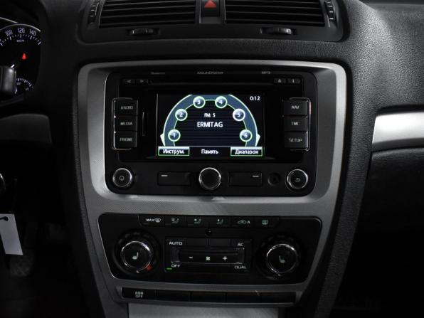Skoda Octavia II (A5) Рестайлинг с пробегом 2013 года, цена 635 000 рублей, 179285 км, лифтбек, Автокод Объявления
