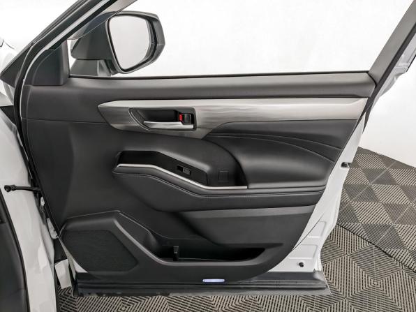 Toyota Highlander IV (XU70) с пробегом 2024 года, цена 5 800 000 рублей, 34400 км, внедорожник, Автокод Объявления
