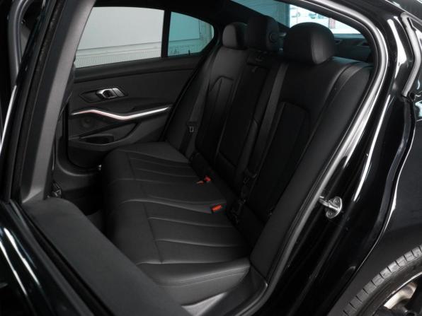 BMW 3 серии VII (G2x) с пробегом 2019 года, цена 3 319 000 рублей, 118796 км, седан, Автокод Объявления