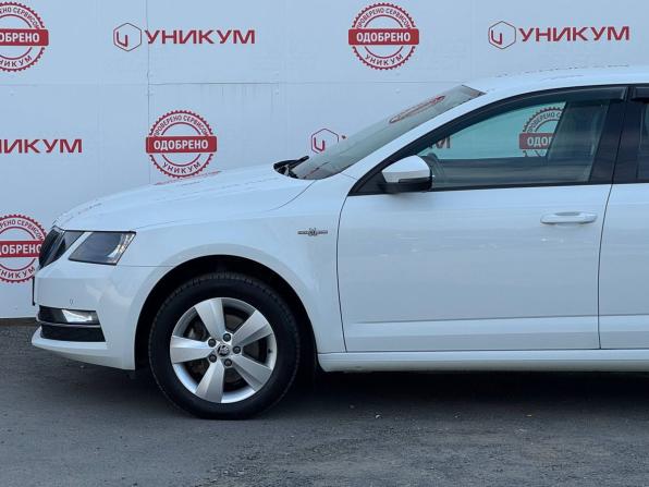 Skoda Octavia III (A7) Рестайлинг с пробегом 2019 года, цена 1 919 000 рублей, 139666 км, лифтбек, Автокод Объявления