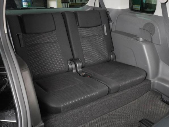 Toyota ISis I Рестайлинг с пробегом 2009 года, цена 1 484 000 рублей, 157700 км, компактвэн, Автокод Объявления