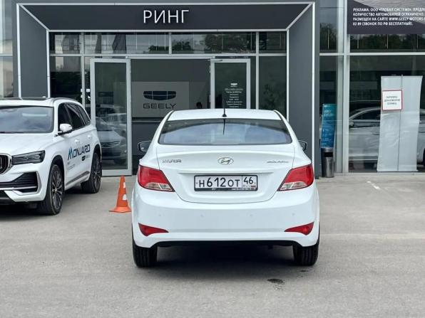 Hyundai Solaris I Рестайлинг с пробегом 2015 года, цена 1 080 000 рублей, 45725 км, седан, Автокод Объявления