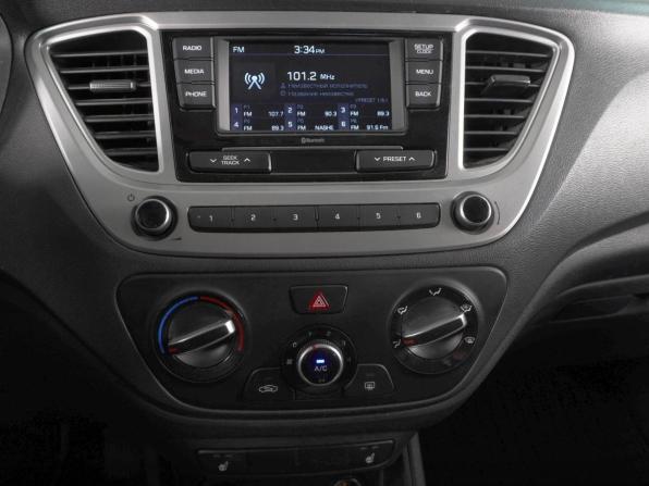 Hyundai Solaris II Рестайлинг с пробегом 2021 года, цена 1 579 000 рублей, 101351 км, седан, Автокод Объявления