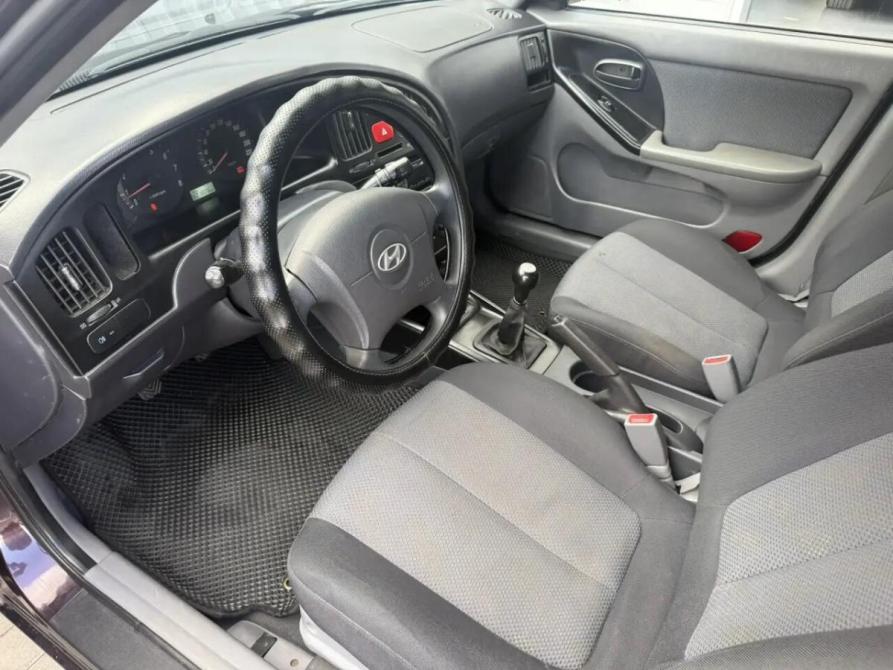 Hyundai Elantra III (XD2) Рестайлинг Ростов-на-Дону  - изображение 10
