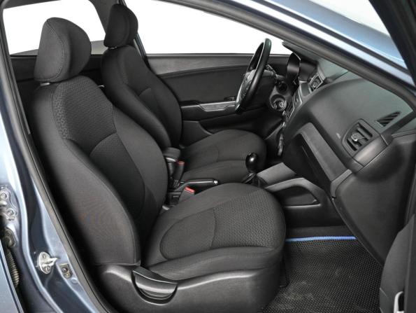 Kia Rio III Рестайлинг с пробегом 2016 года, цена 990 000 рублей, 182955 км, хэтчбек, Автокод Объявления