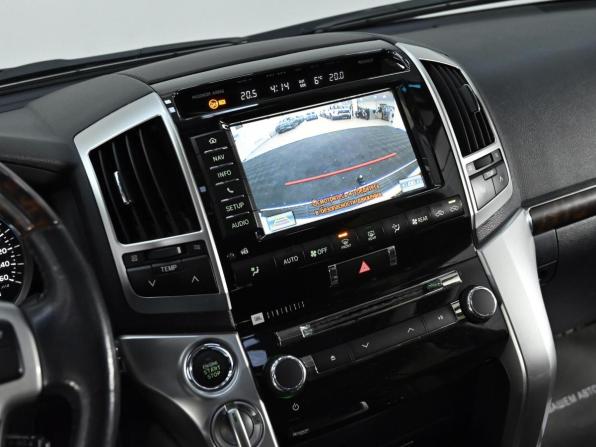 Toyota Land Cruiser 200 Series Рестайлинг 1 с пробегом 2014 года, цена 3 499 000 рублей, 169000 км, внедорожник, Автокод Объявления