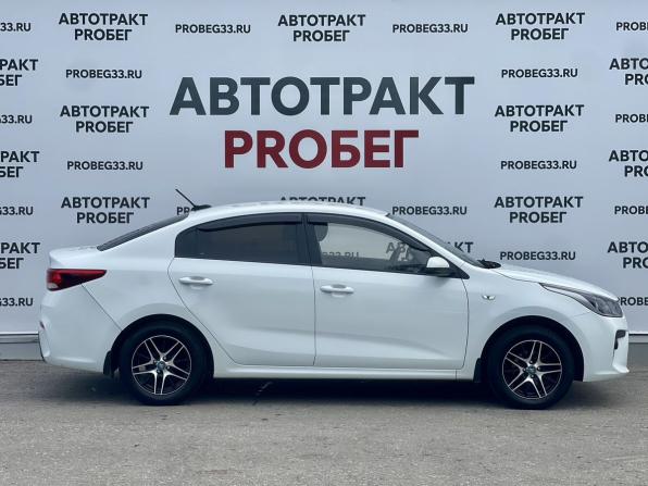 Kia Rio IV с пробегом 2018 года, цена 1 075 000 рублей, 142000 км, седан, Автокод Объявления
