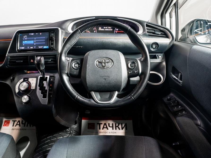 Toyota Sienta II Чита  - изображение 9