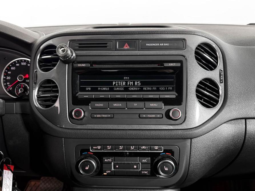 Volkswagen Tiguan I Рестайлинг Санкт-Петербург  - изображение 17