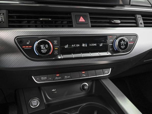 Audi A4 V (B9) Рестайлинг с пробегом 2020 года, цена 3 129 000 рублей, 42121 км, седан, Автокод Объявления