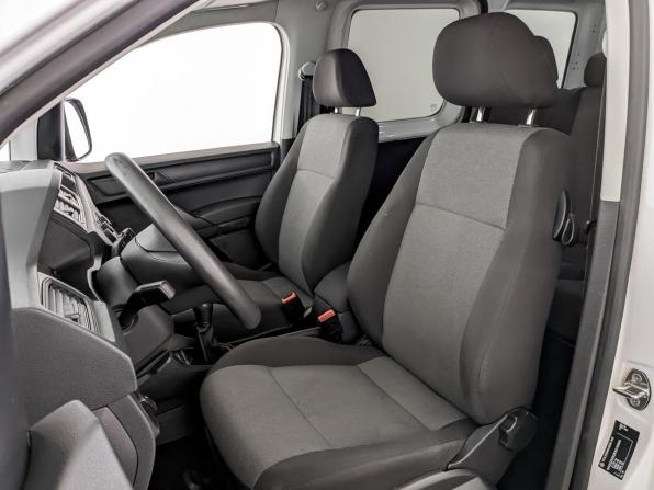Volkswagen Caddy IV с пробегом 2019 года, цена 1 680 000 рублей, 94944 км, компактвэн, Автокод Объявления