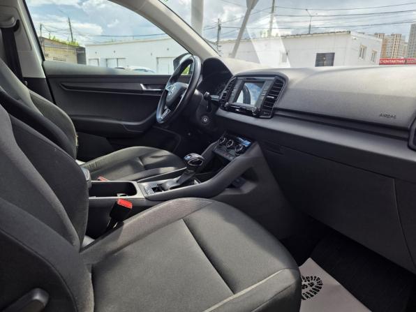 Skoda Karoq I с пробегом 2020 года, цена 2 254 200 рублей, 74500 км, внедорожник, Автокод Объявления