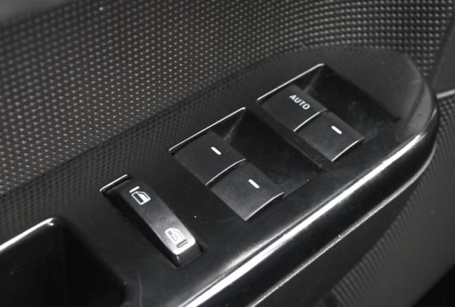Ford Escape II с пробегом 2009 года, цена 1 290 000 рублей, 335146 км, внедорожник, Автокод Объявления