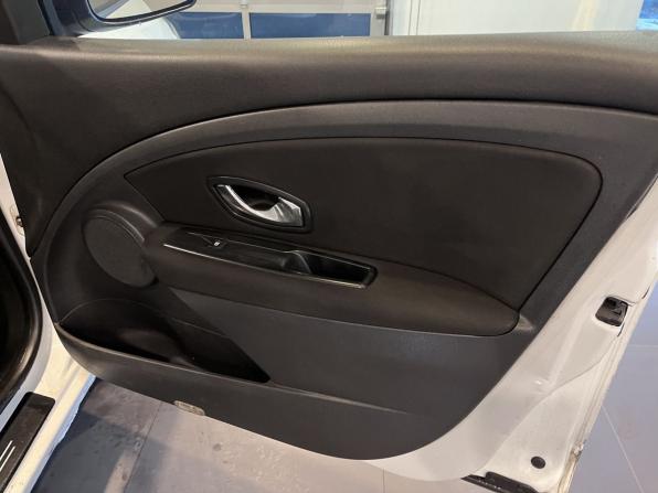 Renault Fluence I с пробегом 2012 года, цена 615 000 рублей, 211989 км, седан, Автокод Объявления