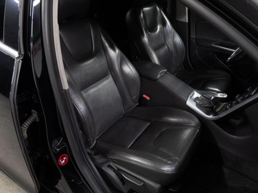 Volvo S60 II Тюмень  - изображение 16