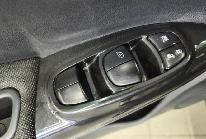 Nissan Juke I с пробегом 2013 года, цена 1 029 000 рублей, 116732 км, внедорожник, Автокод Объявления