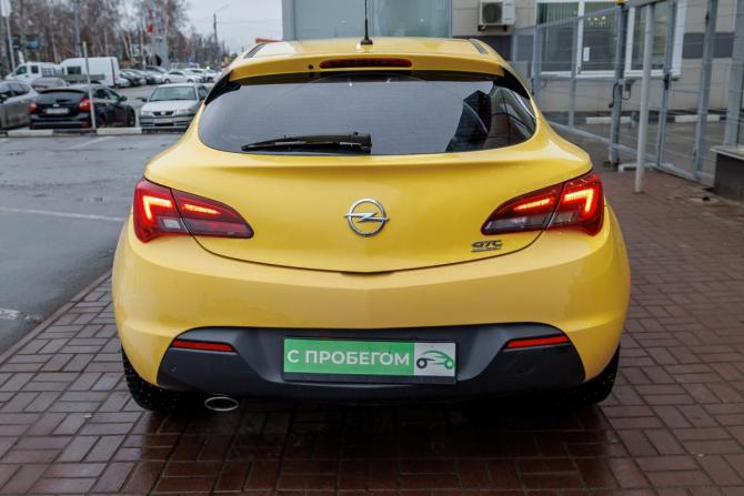 Opel Astra J Рестайлинг с пробегом 2011 года, цена 710 000 рублей, 180000 км, хэтчбек, Автокод Объявления
