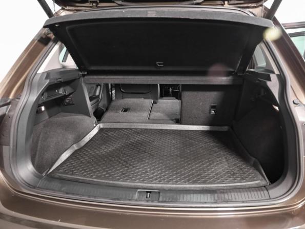 Volkswagen Tiguan II с пробегом 2018 года, цена 2 469 000 рублей, 147654 км, внедорожник, Автокод Объявления