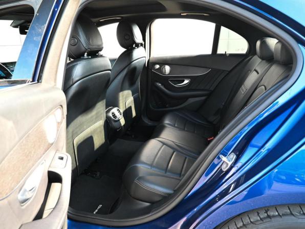Mercedes-Benz C-Класс IV (W205) Рестайлинг с пробегом 2018 года, цена 2 799 000 рублей, 172957 км, седан, Автокод Объявления