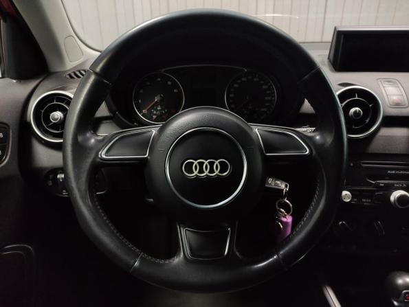 Audi A1 I (8X) с пробегом 2013 года, цена 800 000 рублей, 208582 км, хэтчбек, Автокод Объявления