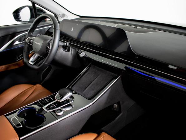 Omoda C5 I с пробегом 2023 года, цена 1 900 000 рублей, 25240 км, внедорожник, Автокод Объявления