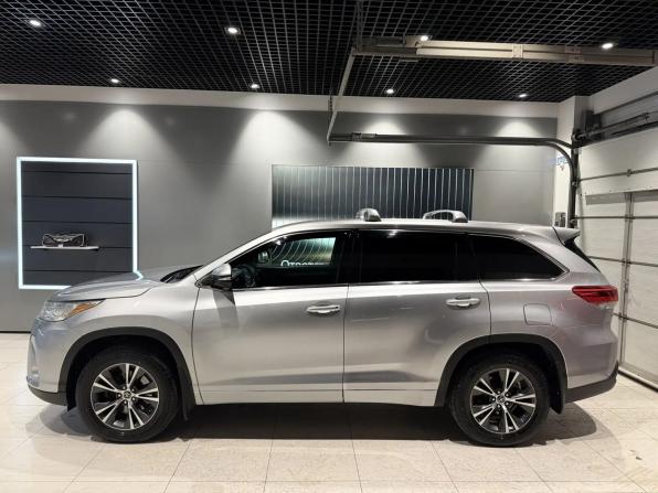 Toyota Highlander III (XU50) Рестайлинг с пробегом 2016 года, цена 2 990 000 рублей, 181743 км, внедорожник, Автокод Объявления