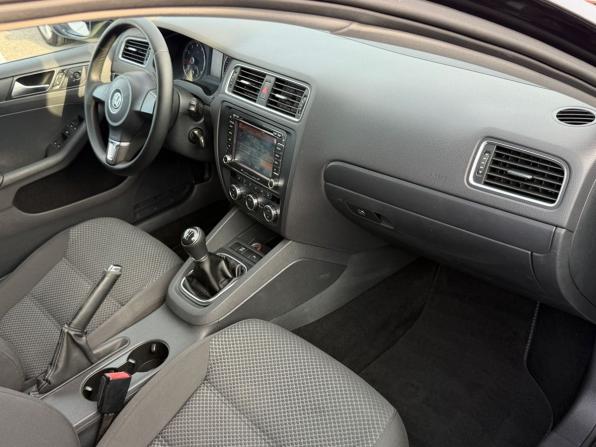 Volkswagen Jetta VI с пробегом 2014 года, цена 900 000 рублей, 219696 км, седан, Автокод Объявления