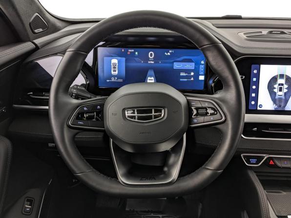 Geely Monjaro I с пробегом 2024 года, цена 3 795 000 рублей, 17849 км, внедорожник, Автокод Объявления