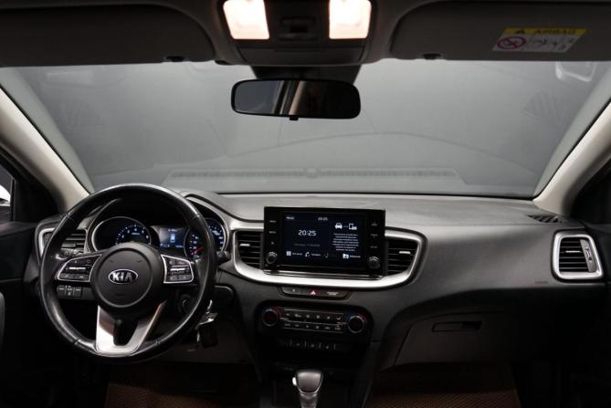Kia Ceed III с пробегом 2021 года, цена 2 190 000 рублей, 76670 км, универсал, Автокод Объявления