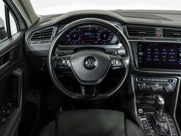 Volkswagen Tiguan II с пробегом 2018 года, цена 2 890 000 рублей, 147712 км, внедорожник, Автокод Объявления