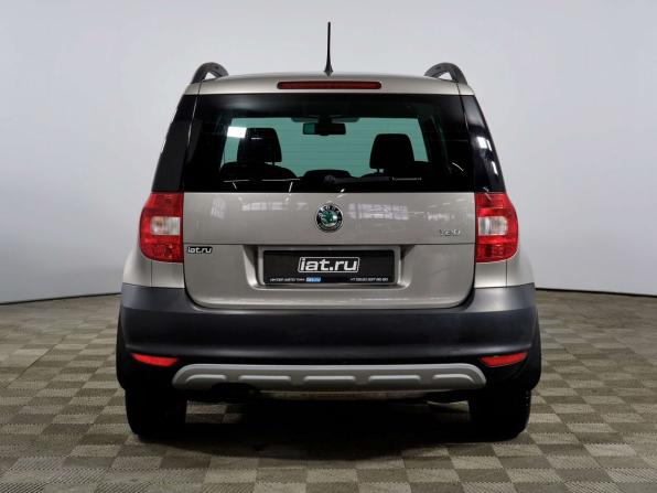 Skoda Yeti I с пробегом 2012 года, цена 978 000 рублей, 58598 км, внедорожник, Автокод Объявления