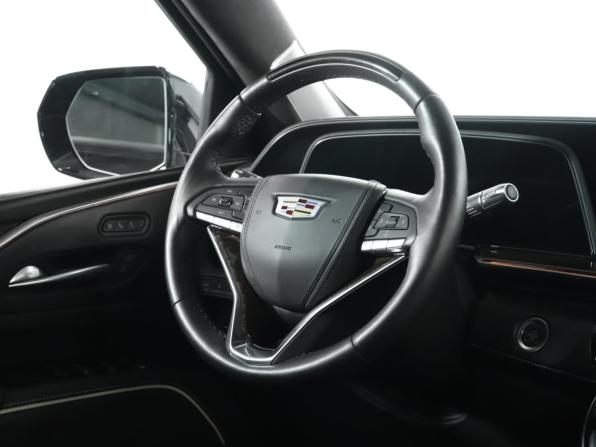 Cadillac Escalade V с пробегом 2021 года, цена 11 700 000 рублей, 27945 км, внедорожник, Автокод Объявления