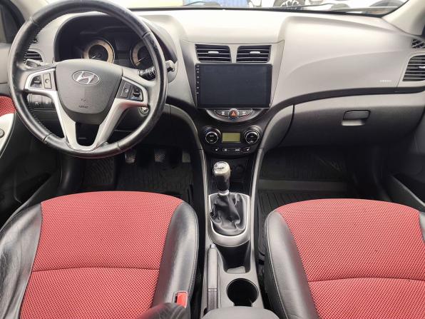 Hyundai Solaris I с пробегом 2011 года, цена 670 000 рублей, 153506 км, хэтчбек, Автокод Объявления