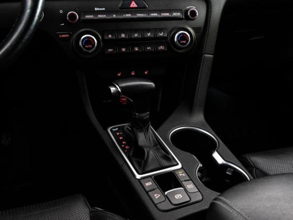 Kia Sportage IV Рестайлинг с пробегом 2019 года, цена 2 299 000 рублей, 88656 км, внедорожник, Автокод Объявления
