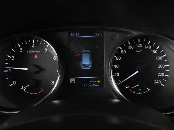 Nissan Qashqai II с пробегом 2014 года, цена 1 179 000 рублей, 215796 км, внедорожник, Автокод Объявления