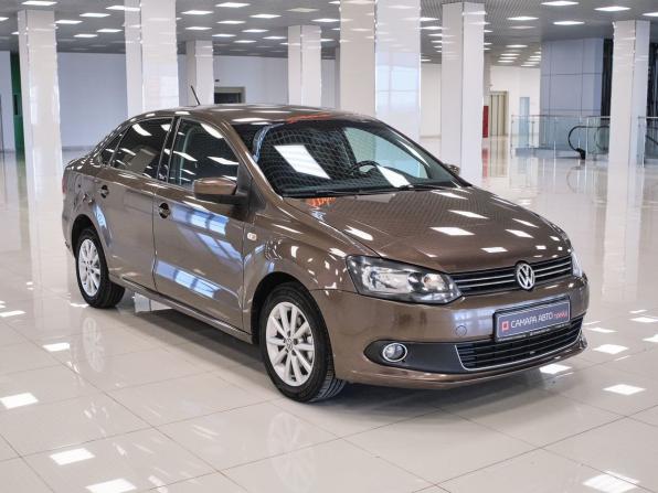 Volkswagen Polo V Рестайлинг с пробегом 2015 года, цена 1 020 000 рублей, 116687 км, седан, Автокод Объявления