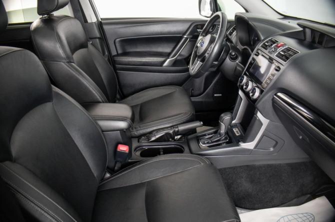 Subaru Forester IV Рестайлинг с пробегом 2016 года, цена 2 159 000 рублей, 198000 км, внедорожник, Автокод Объявления