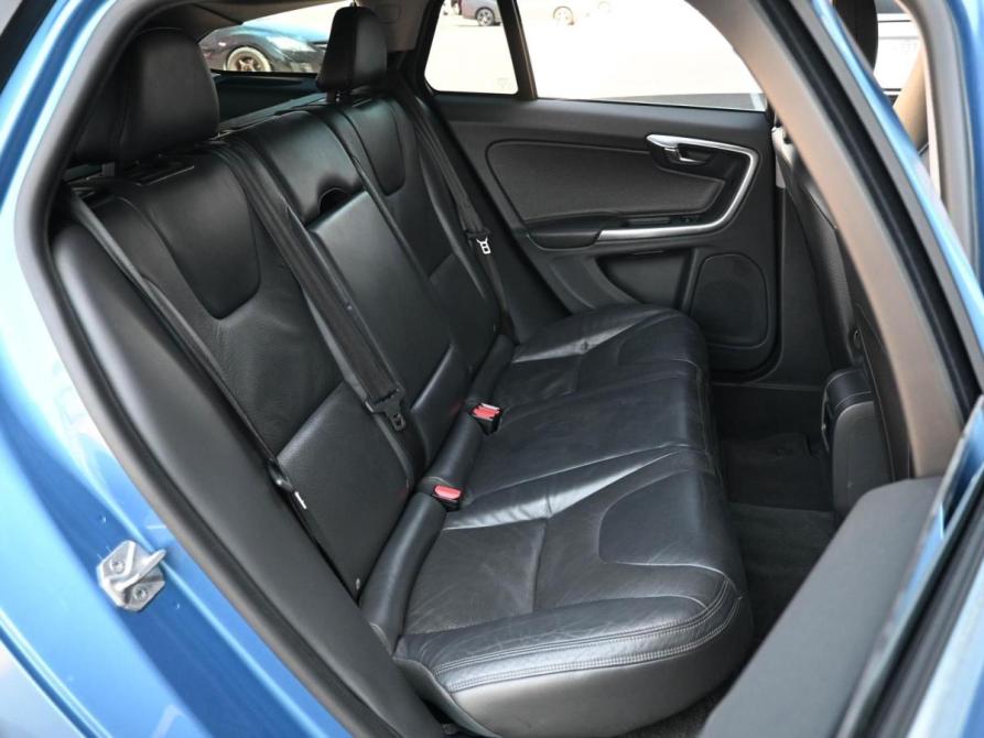 Volvo V60 I Рестайлинг Новороссийск  - изображение 9