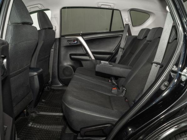 Toyota RAV4 IV (XA40) Рестайлинг с пробегом 2018 года, цена 2 175 000 рублей, 178100 км, внедорожник, Автокод Объявления