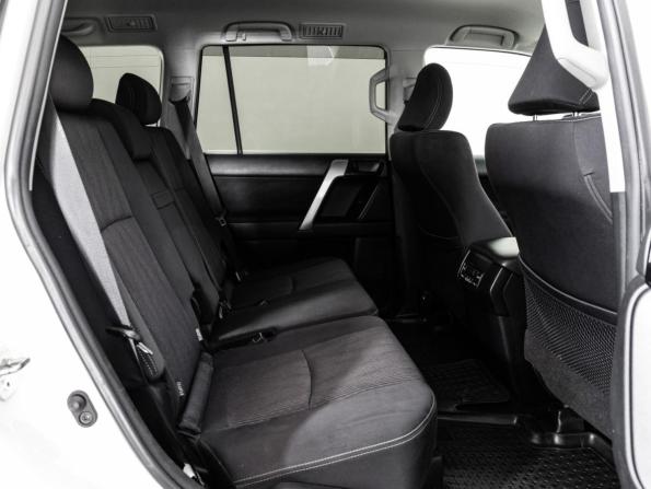 Toyota Land Cruiser Prado 150 Series Рестайлинг 3 с пробегом 2021 года, цена 6 100 000 рублей, 57988 км, внедорожник, Автокод Объявления