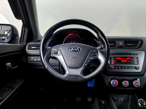 Kia Rio III Рестайлинг с пробегом 2016 года, цена 1 049 000 рублей, 79035 км, хэтчбек, Автокод Объявления