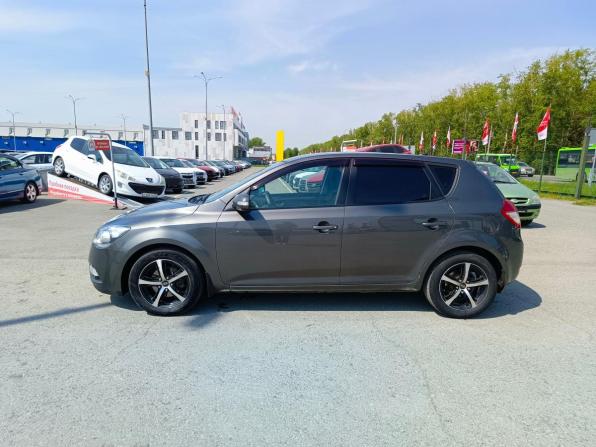 Kia Ceed I Рестайлинг с пробегом 2011 года, цена 724 995 рублей, 226493 км, хэтчбек, Автокод Объявления