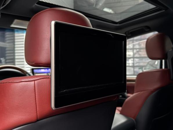 Lexus LX III Рестайлинг 2 с пробегом 2017 года, цена 7 990 000 рублей, 105930 км, внедорожник, Автокод Объявления