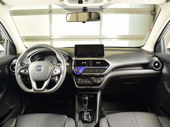 Changan Alsvin с пробегом 2023 года, цена 855 995 рублей, 85496 км, седан, Автокод Объявления