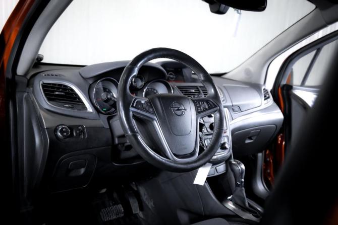 Opel Mokka I с пробегом 2014 года, цена 1 049 000 рублей, 118552 км, внедорожник, Автокод Объявления