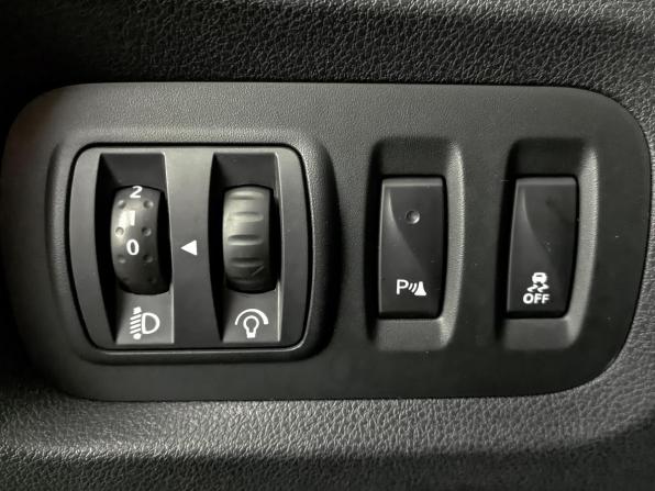 Renault Kaptur I с пробегом 2017 года, цена 1 290 000 рублей, 137553 км, внедорожник, Автокод Объявления