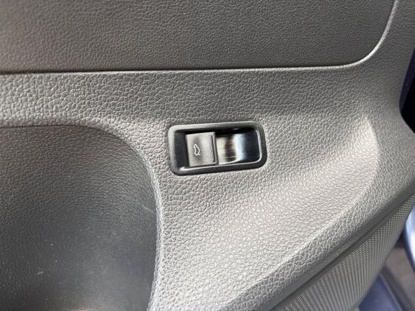 Volkswagen Polo V с пробегом 2012 года, цена 565 000 рублей, 298900 км, седан, Автокод Объявления